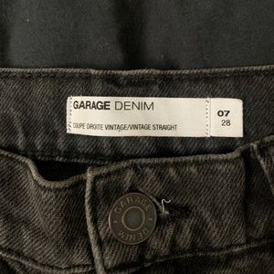 Garage black jean